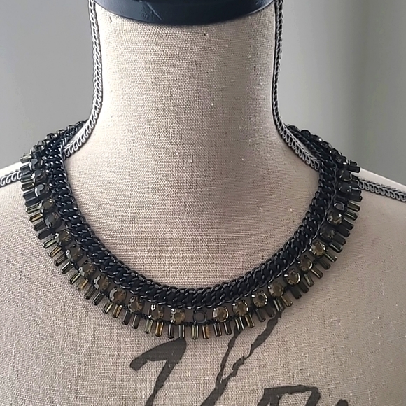 BCBG necklace - Picture 1 of 3
